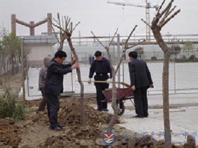 文明与精神同行 学校与社区共建