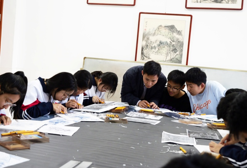 张扬个性 成就自我——东营市第一中学教育集团垦利校区社团课活动剪影