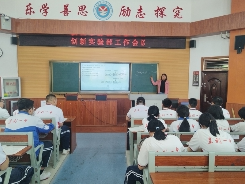 a19ff9c17c5ca451a9e2e5c1c3ad6ba